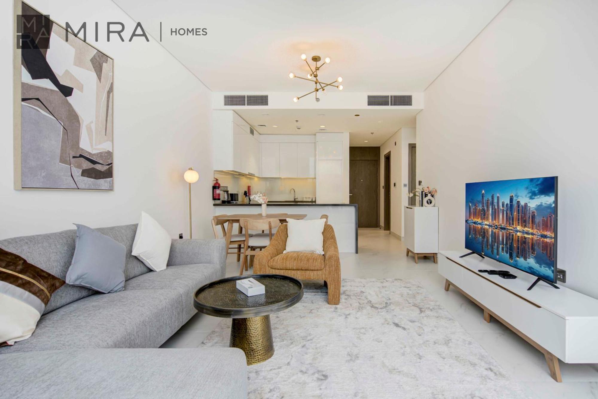 Apartment Mira Homes - Fully Furnished With Pool Access