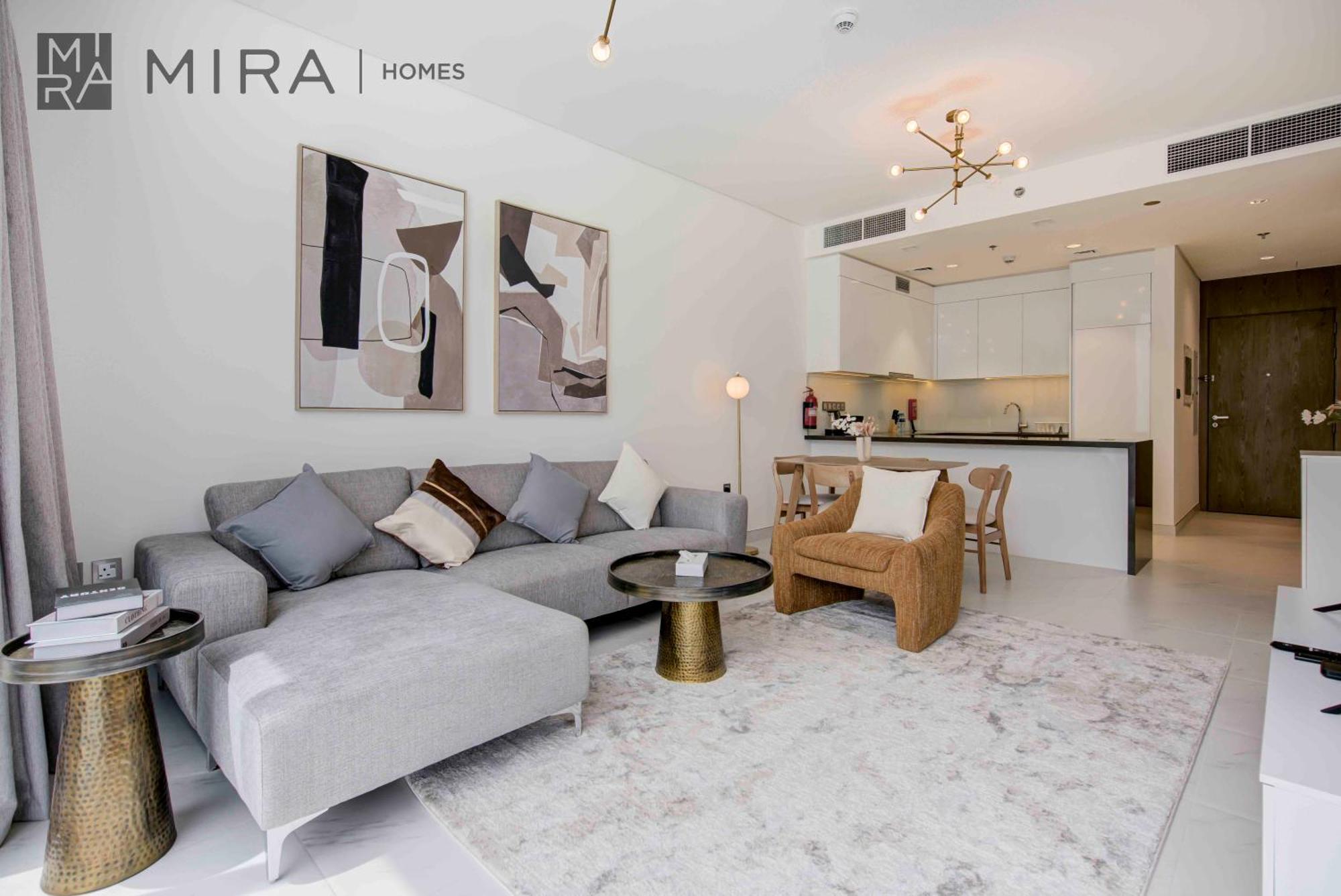 Apartment Mira Homes - Fully Furnished With Pool Access