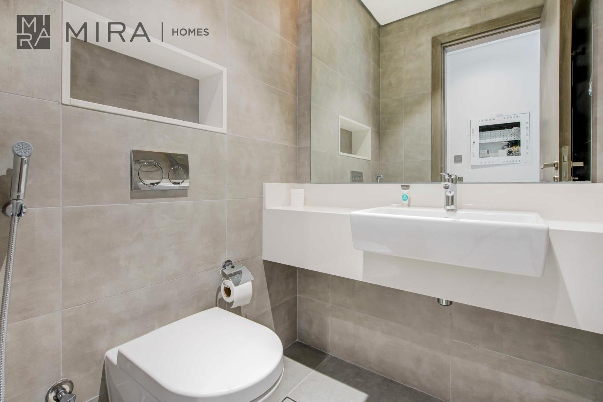 Mira Homes - Fully Furnished With Pool Access Apartment