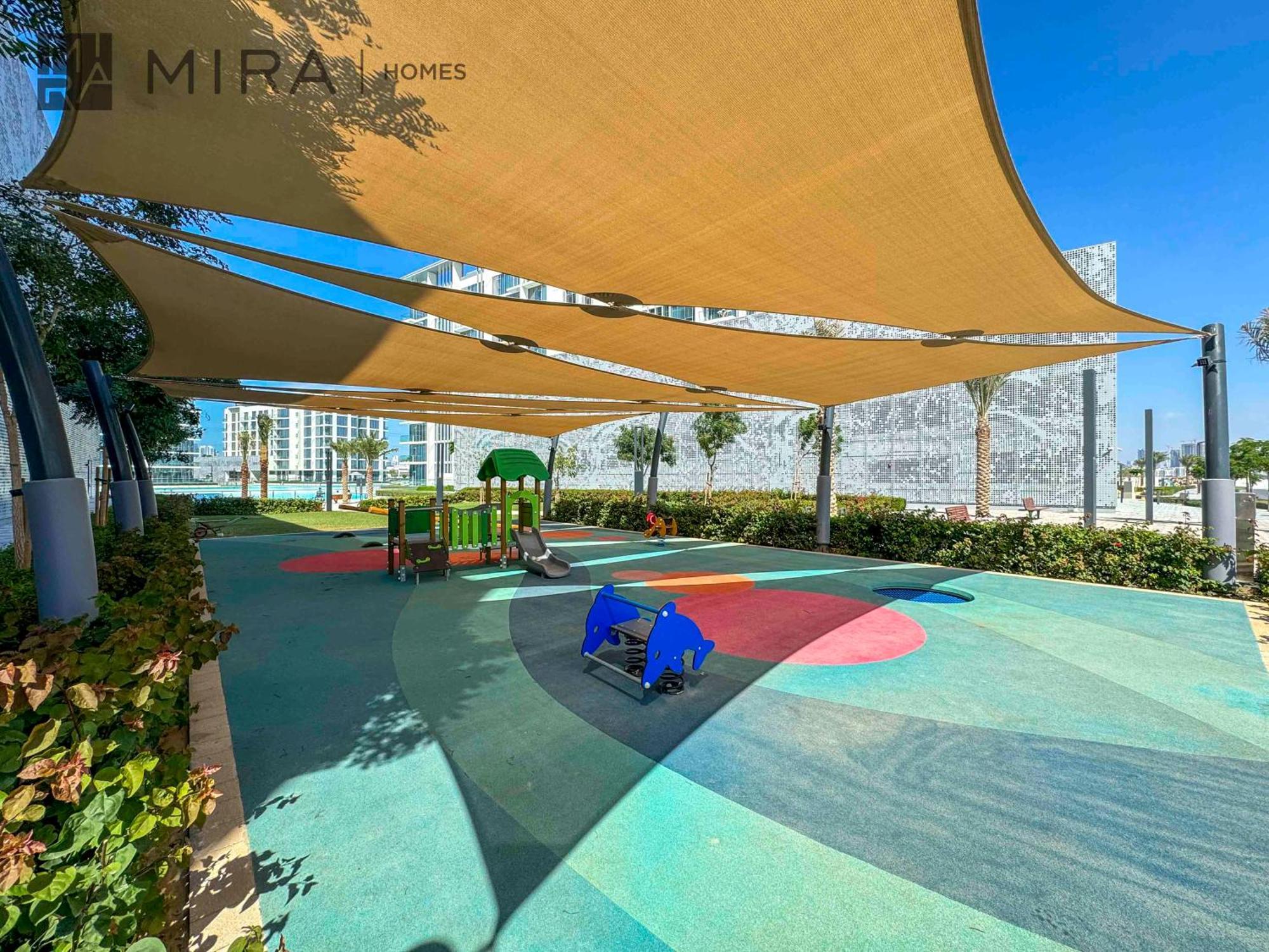 Mira Homes - Fully Furnished With Pool Access Apartment *